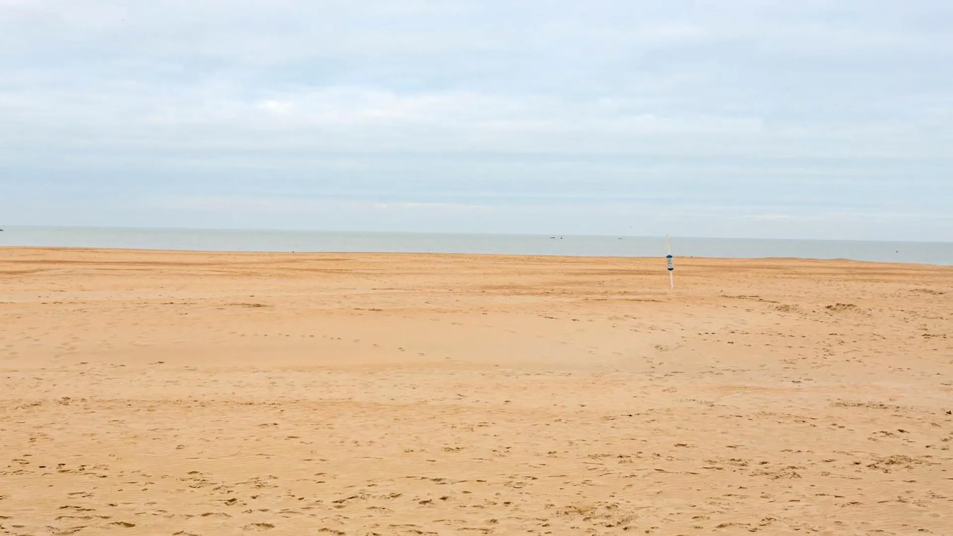Huswell - Very Cosy And Sunny Studio Apartment Ostend